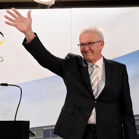 Winfried Kretschmann feiert nach der Wahl in Baden-Württemberg