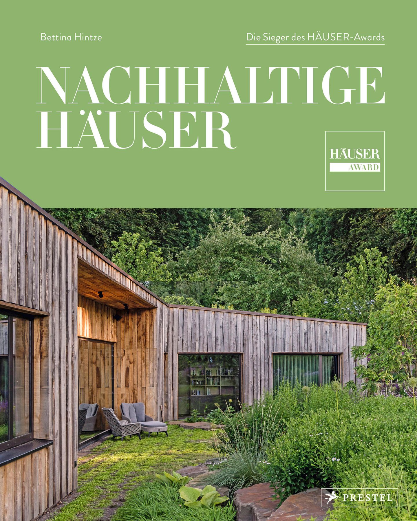 Das Buch zum Häuser-Award: Bildband mit den 29 besten nachhaltigen Wohnhäusern, mit Grundrisszeichnungen und Erläuterungstexten.  "Nachhaltige Häuser" von Bettina Hintze, 260 Seiten, ISBN: 978-3-7913-87543. 59,00 Euro im Prestel Verlag, München. Mehr Infos hier