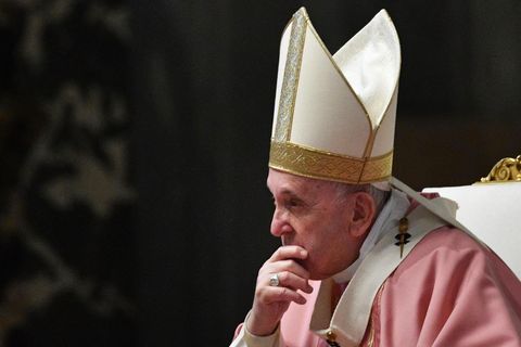 Vatikan, Vatikanstadt: Papst Franziskus leitet eine Messe im Petersdom