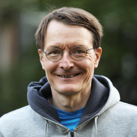 Gesundheitsexperte: Der Krisen-Erklärer: Wie sich Karl Lauterbach in der Corona-Pandemie zum politischen Superstar entwickelt