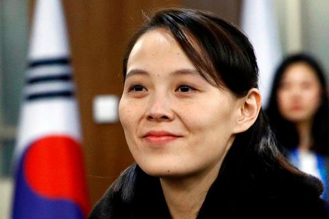 Kim Yo Jong lächelt