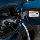 Nach dreieinhalb Stunden sind die Akkus des Kia Sorento PHEV an einem Typ-2-Ladeanschluss (3,3 kW) gefüllt