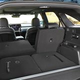 Die Lehnen fallen per "Fernsteuerung" um