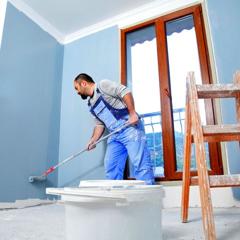 Wände streichen und Heizkörper lackieren: Die Tricks der Vermieter durchschauen: Was Mieter wirklich in der Wohnung renovieren müssen
