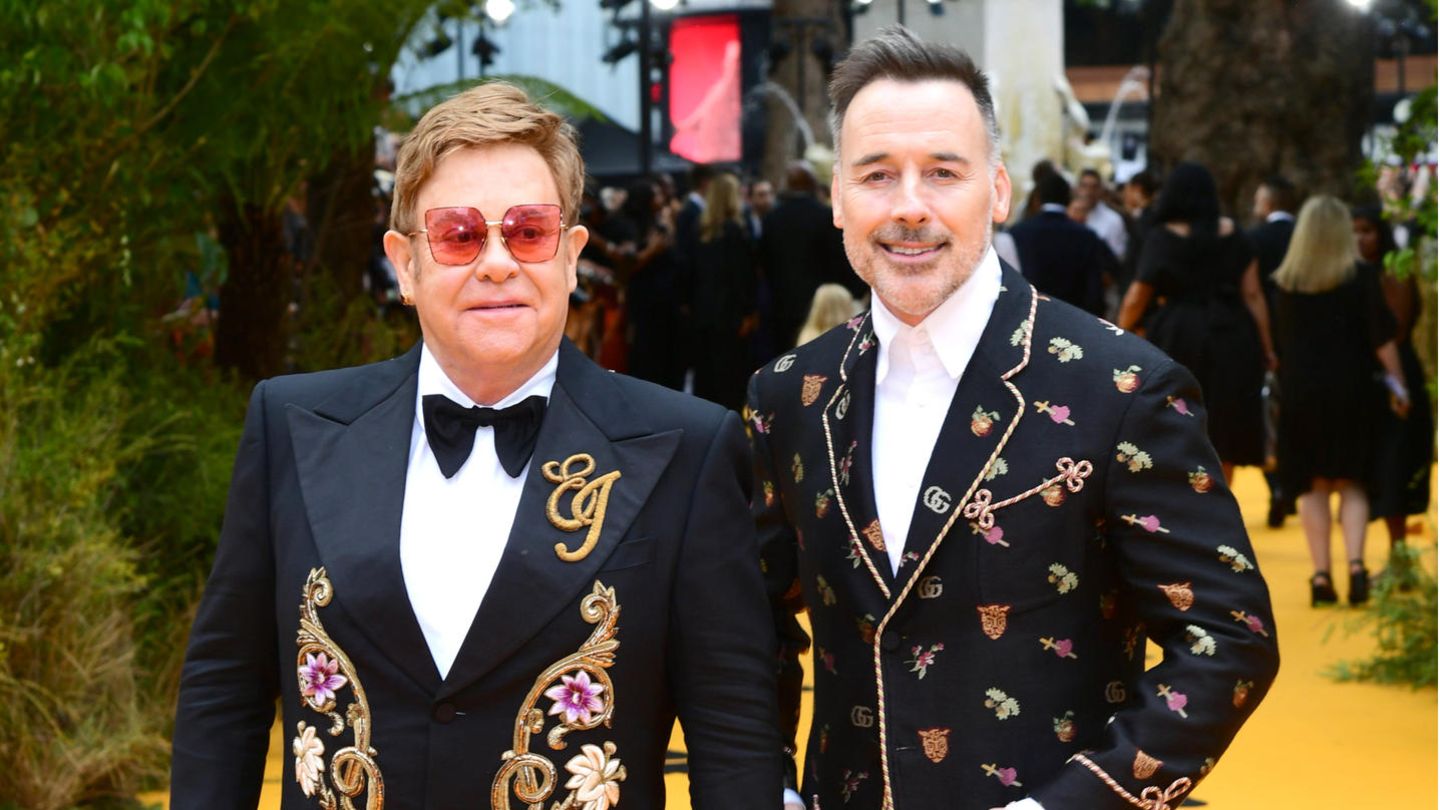 Musiker Elton John und Ehemann David Furnish
