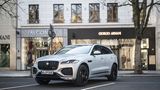 Jaguar F-Pace P400e kostet mindestens 70.774,23 Euro