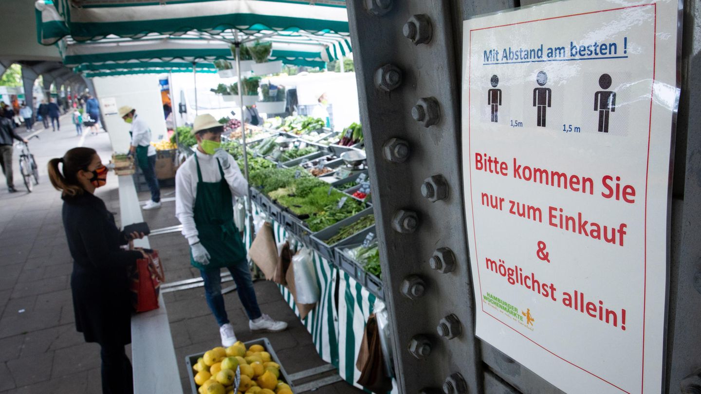 Auf dem Isemarkt wird Einkaufen zum Erlebnis. Alles was das Herz begehrt gibt es hier zu kaufen, immer dienstags und donnerstags ab 8:30 bis 14 Uhr.