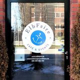 Startpunkt zur Fahrradtour zur anderen Seite der Elbe ist das Café Elbfaire in der HafenCity.