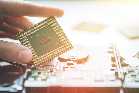 Wartezeit bei PS5 und Neuwagen: Die Nachfrage nach Chips und Bauteilen wächst immer weiter
