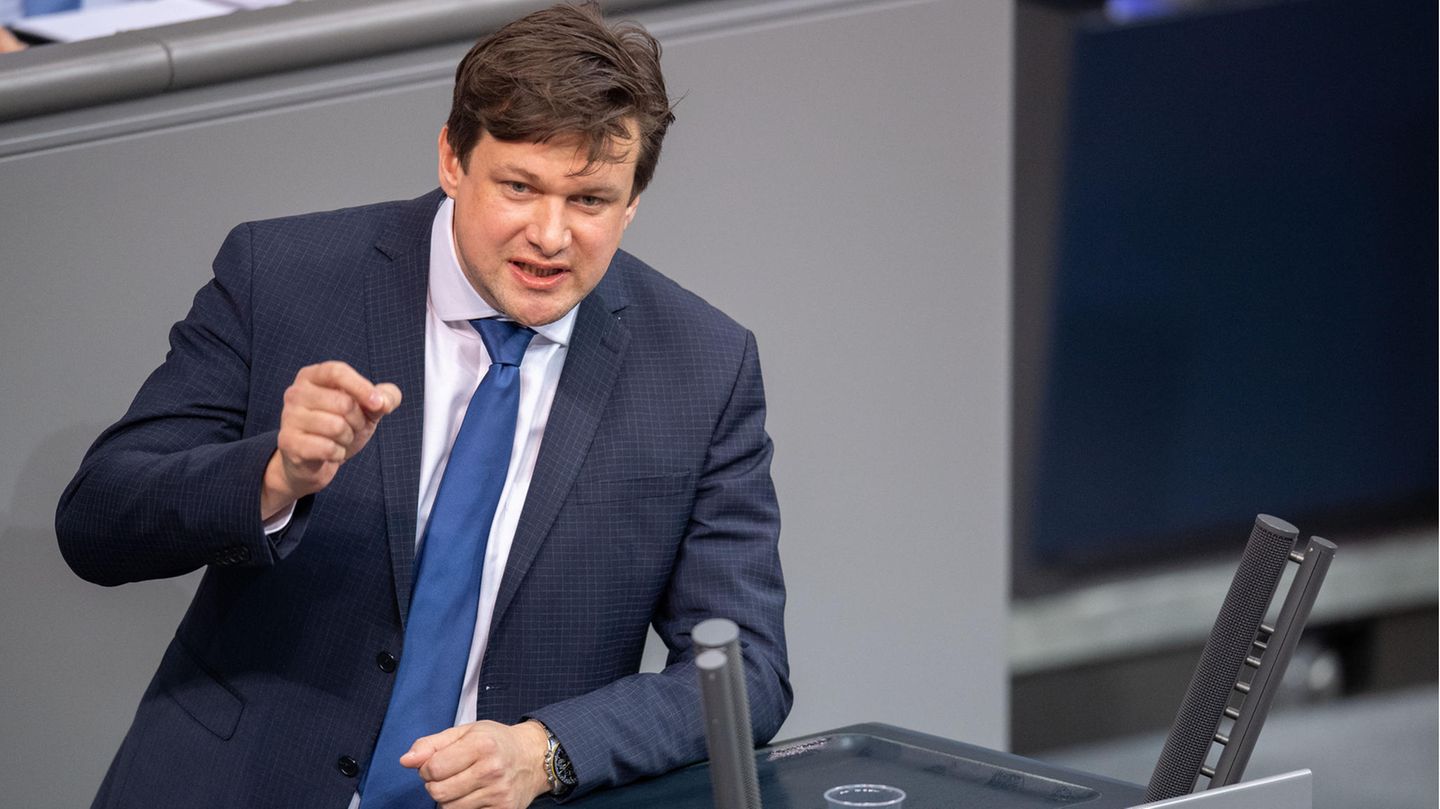 News Heute Csu Abgeordneter Zech Legt Bundestagsmandat Und Parteiamter Nieder Stern De