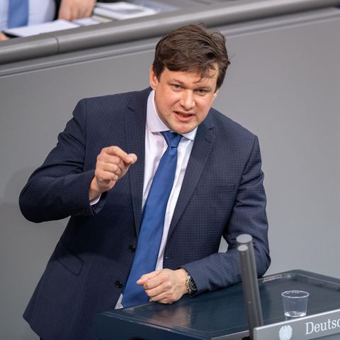 Tobias Zech (CSU) bei einer Plenarsitzung im Deutschen Bundestag