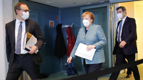 Bundeskanzlerin Angela Merkel (CDU, M.)