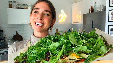 Natalie Gleitmann zeigt ihr Pizza-Rezept