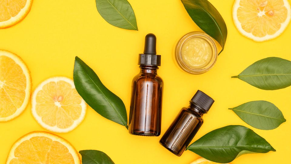 Use vitamin C serum correctly: less is more
