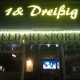 Die 1&Dreißig ist nicht nur der Treffpunkt für alle BVB Fans in der Hansestadt, die ihre schwarz-gelben Jungs anfeuern wollen. Die Kneipe ist auch die Heimat des Eimsbütteler Dartvereins.