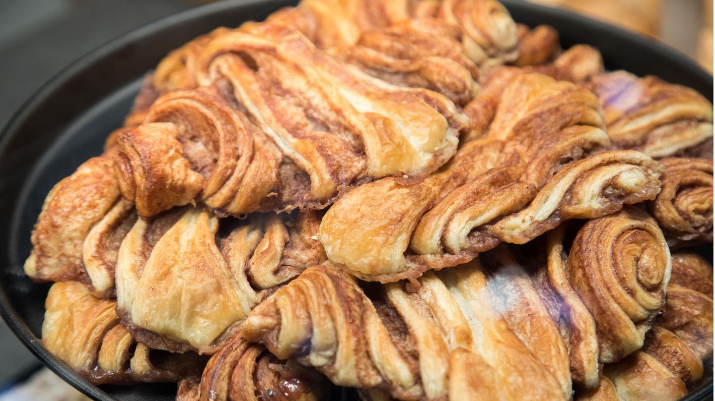 Das Franzbrötchen ist das Lieblingsgebäck der Hamburger. Wie es zu seinem Namen kam, ist allerdings ungeklärt.