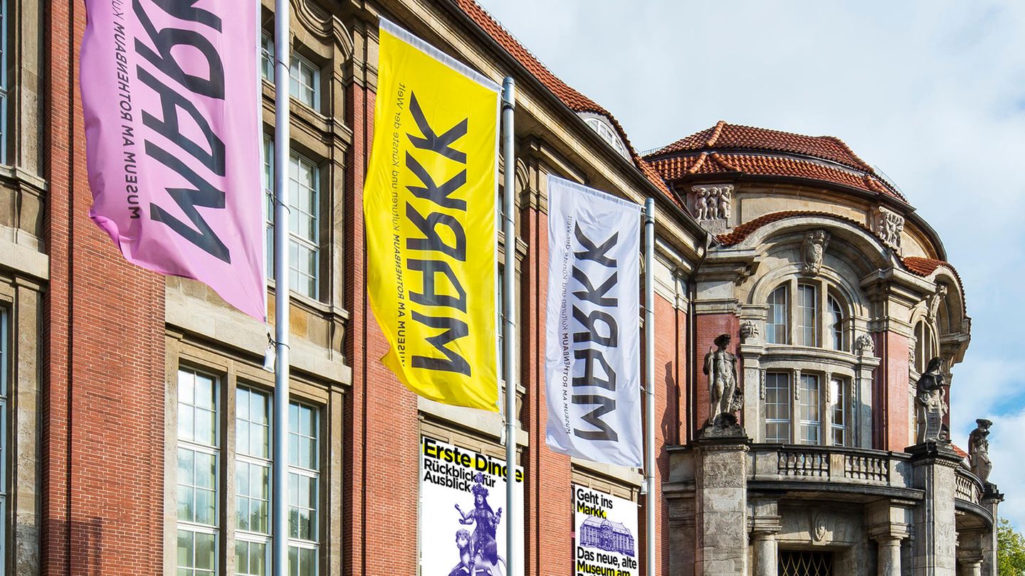 Im Stadtteil Rotherbaum liegt in unmittelbarer Nachbarschaft zum Grindelviertel das MARKK, das "Museum am Rothenbaum. Künste und Kulturen der Welt".