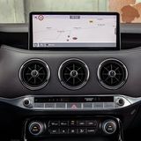 Der Touchscreen ist jetzt 10,25 Zoll groß