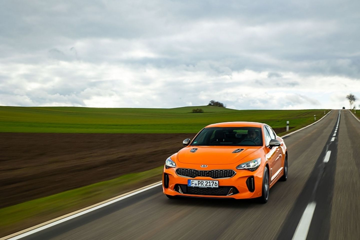Der Kia Stinger ist bis zu 270 km/h schnell