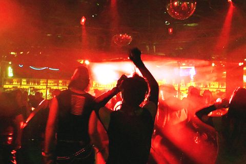 Hinter den Kulissen von Hamburgs Clubszene