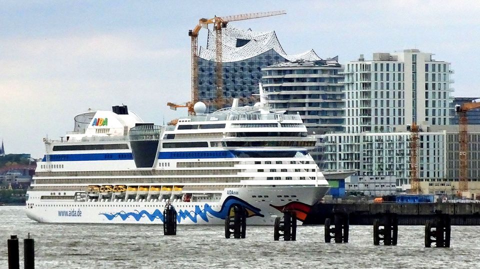 Einmal tief durchatmen: Was die Kreuzfahrtbranche für Hamburg bedeutet