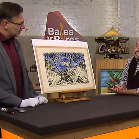 Detlev Kümmel und Horst Lichter stehen im Bares für Rares Studio in Pulheim und betrachten das Gemälde