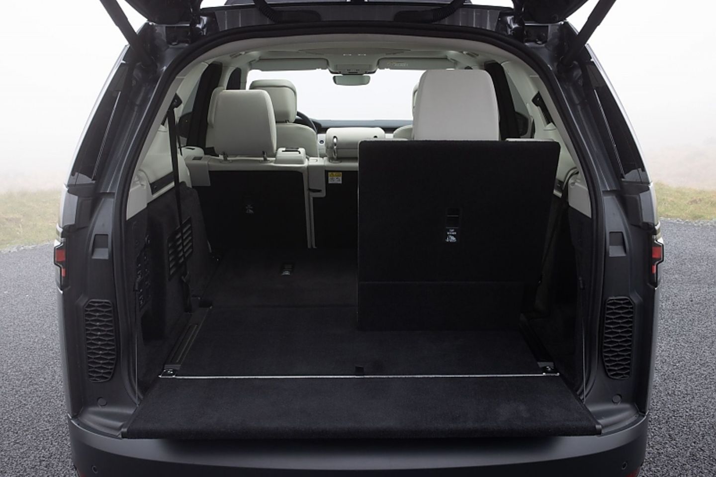 Der Kofferraum fasst maximal 1.231 Liter