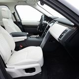 Das Gestühl vorne ist bequem