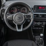 Das Lenkrad liegt gut in der Hand - in der GT-Version ist es unten abgeflacht