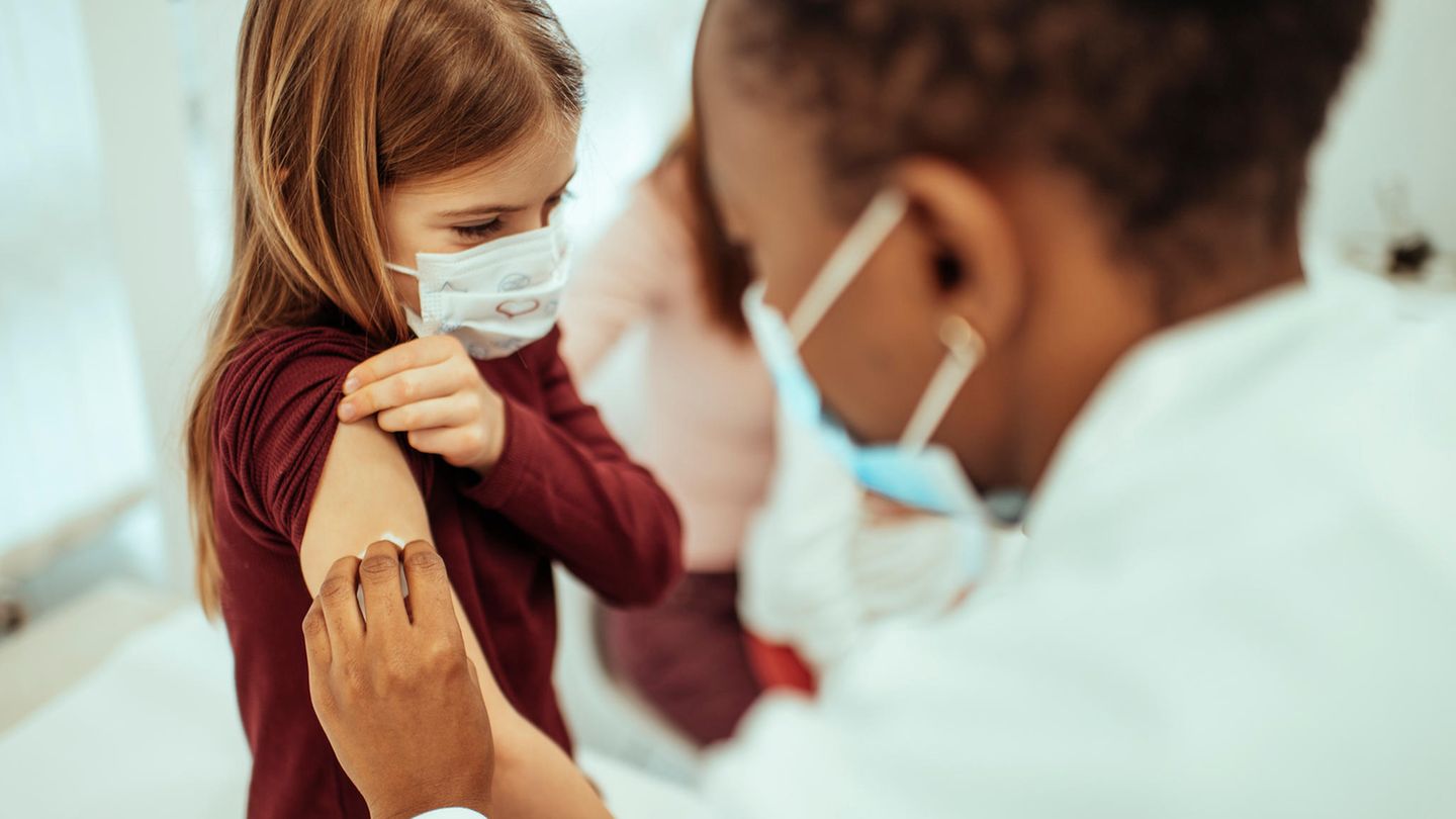 Long Covid und andere Folgen: Covid ist gefährlicher für Kinder als viele denken – so ist der Stand bei der Impfung für die Kleinen