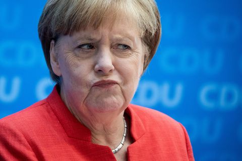 Bundeskanzlerin Angela Merkel verzieht den Mund