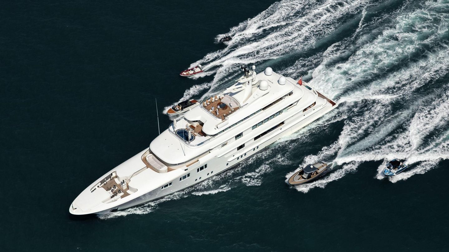Die 74-Meter-Jacht "Lady E"
