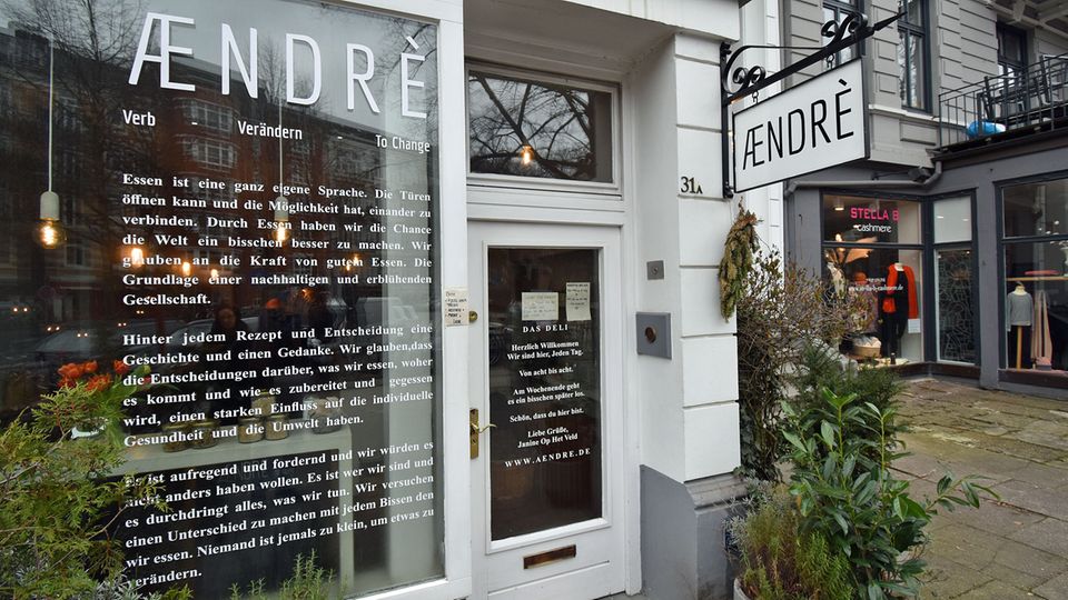 Empfohlende Essenspots : Das Café ÆNDRÈ im Lehmweg: Das dänsiche Wort ændre beduetet verändern. Das Café ÆNDRÈ im Lehmweg: Das dänsiche Wort ændre beduetet verändern.