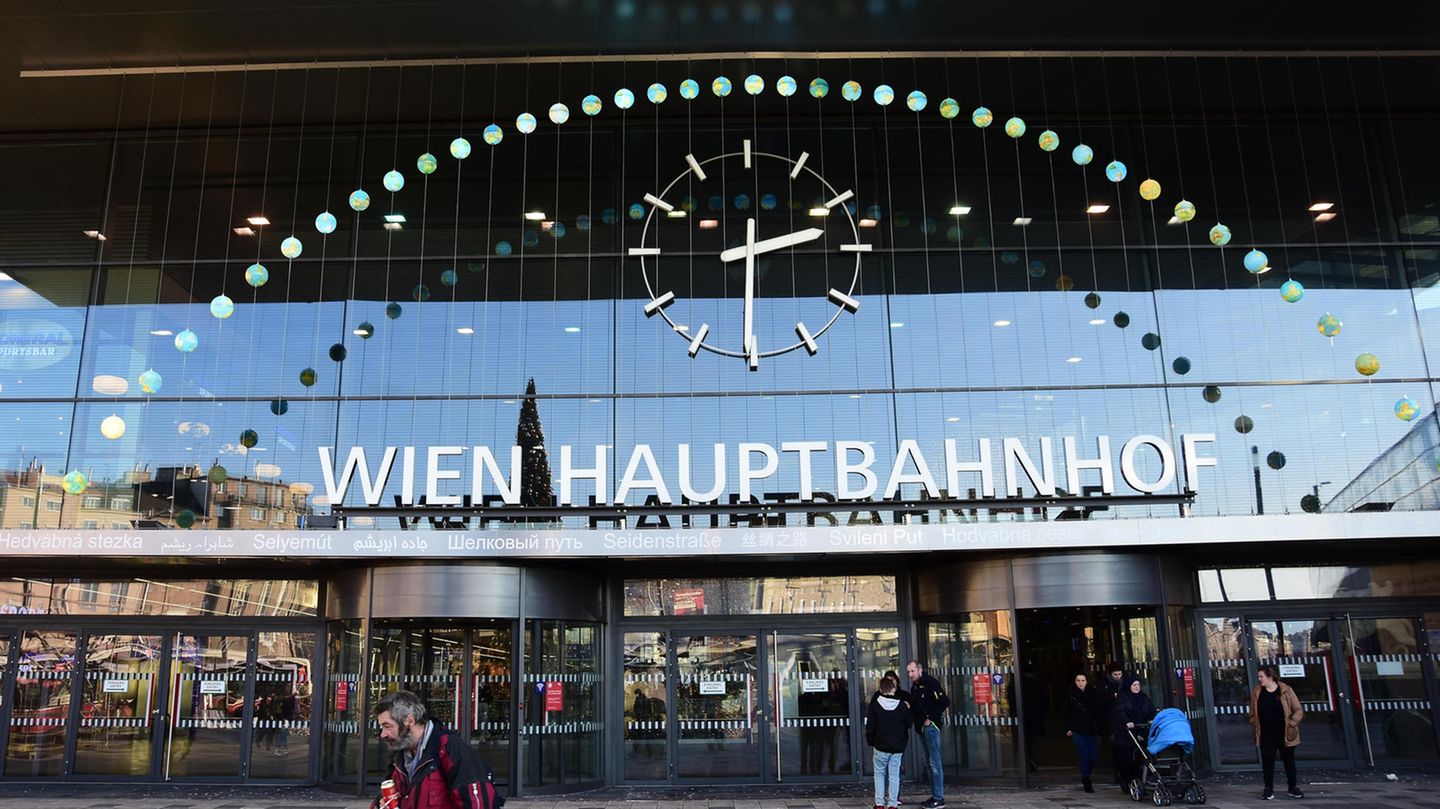 Platz 2 mit 108 Punkten: Wien Hauptbahnhof, Österreich  Erst seit gut sechs Jahren ist der neu gebaute Bahnhof im 10. Gemeindebezirks Wien im Vollbetrieb.