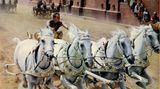 Es das berühmteste Wagenrennen der Filmgeschichte: Sogar George Lucas ließ sich für "Star Wars: Episode I" von "Ben Hur" inspirieren. Der zu Zeiten Jesu spielende Streifen hat aber noch viel mehr zu bieten: Unter Aufbietung von für damalige Zeiten ungekannten Kulissen und Massenszenen erzählt der 1959 erschienene Monumentalfilm von dem jüdischen Prinzen Judah Ben-Hur (Charlton Heston), der als Sklave auf eine römische Galeere verschleppt worden ist - und fünf Jahre später nach Jerusalem zurückkehrt, um Rache zu nehmen. Doch dann wohnt er der Kreuzigung Jesu bei und ändert seine Pläne. Das damals mit 11 Oscars ausgezeichnete beeindruckt auch heute noch mit spektakulären Bildern und wird traditionell am Osterwochenende ausgestrahlt.  Vox zeigt "Ben Hur" an Karfreitag um 20.15 Uhr.