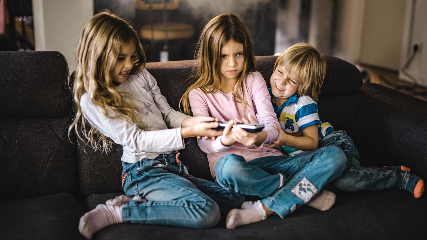 Geschwister im Lockdown