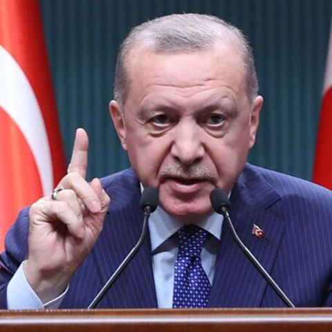 Der türkische Präsident Recep Tayyip Erdogan (l.) und EU-Kommissionschefin Ursula von der Leyen (r.)
