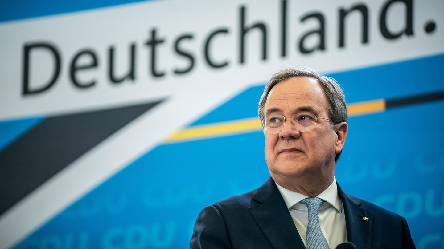 K-Frage: Armin Laschet, CDU-Bundesvorsitzender und Ministerpräsident von Nordrhein-Westfalen, spricht bei der Auftaktveranstaltung der Beteiligungskampagne für das Wahlprogramm der CDU zur Bundestagswahl Armin Laschet, CDU-Bundesvorsitzender und Ministerpräsident von Nordrhein-Westfalen, spricht bei der Auftaktveranstaltung der Beteiligungskampagne für das Wahlprogramm der CDU zur Bundestagswahl