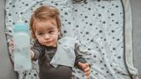 Zahnpflege: Kleinkinder sollten von der Flasche weg