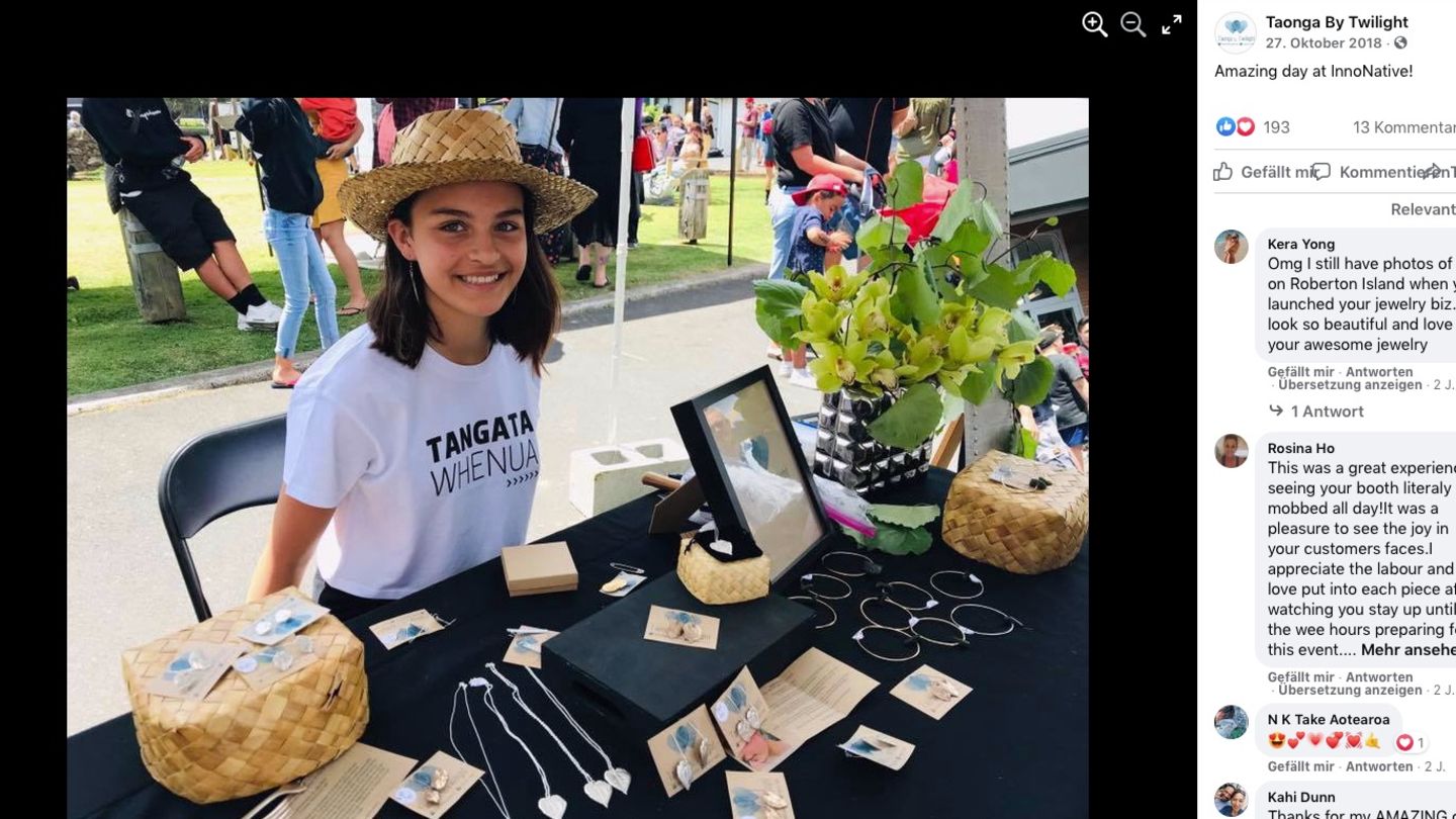 Jacinda Ardern wears 15-year-old girl jewelry