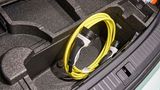 Das Ladekabel verschwindet in einer Extra-Ablage