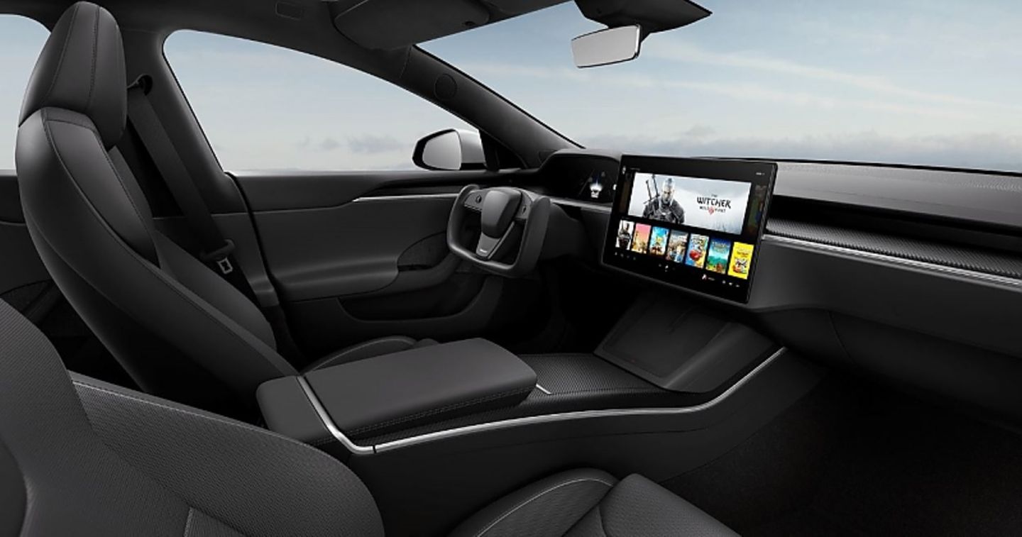Tesla Model S 2021