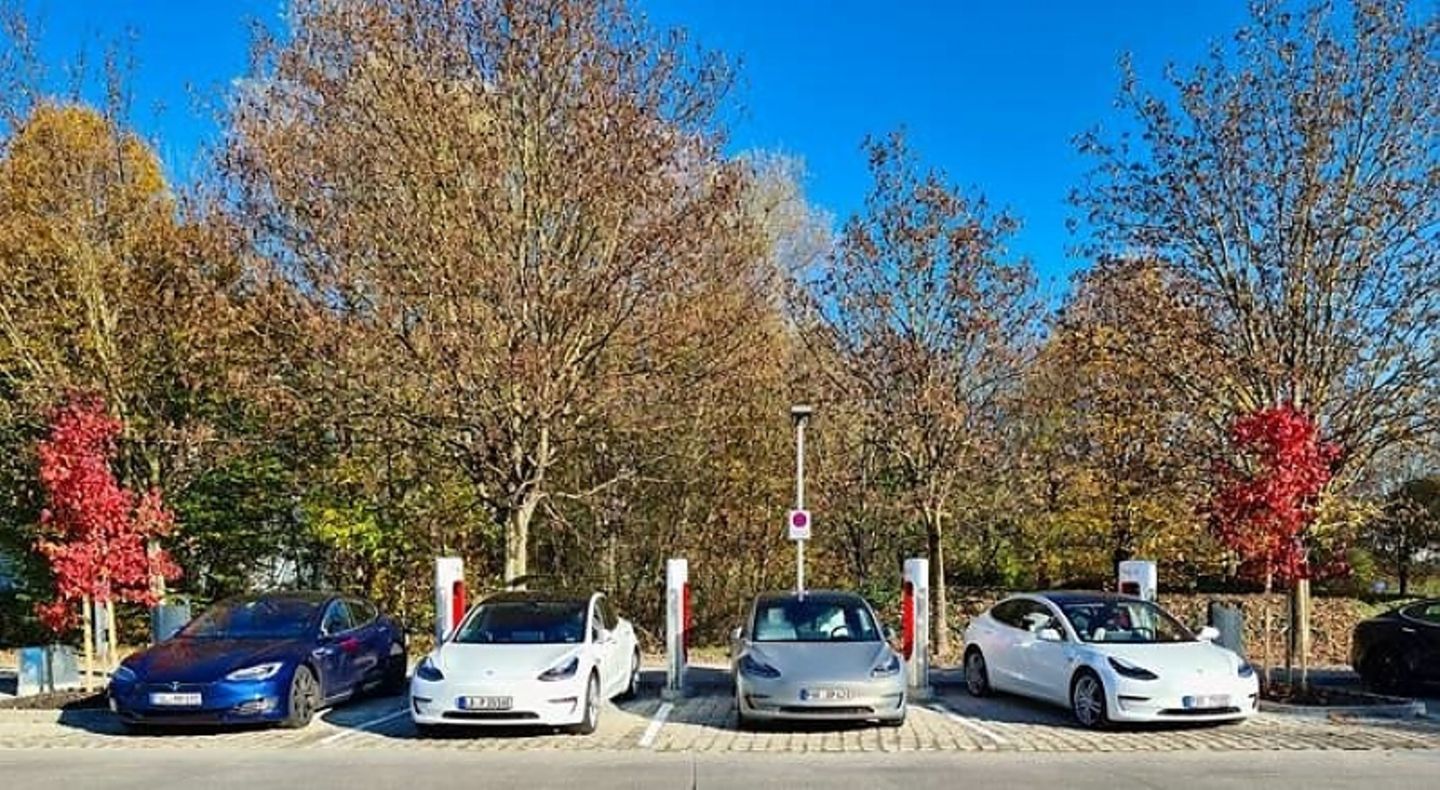 Tesla Modellpalette