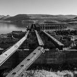 Die Alliierten hatten zwischen 1940 und 1945 den Fjord mit dem Namen Hvalfjörður besetzt, um von hier aus Nachschub zu versenden und Versorgungskonvois zusammenzustellen.
