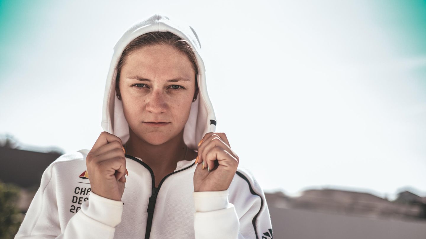 "Ich bin sportlich, topfit und jung, dachte ich, das wird schon bald wieder. Ich lag falsch." Steffi Kriegerstein, 28, ist eine der besten Kanutinnen der Welt. Seit ihrer Corona-Infektion wird sie nicht wieder gesund.