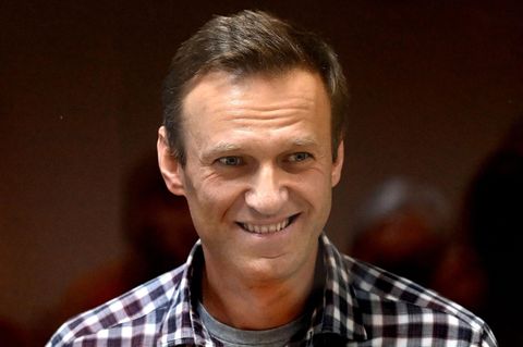 Alexej Nawalny vor einem Moskauer Gericht. In Haft hat sich der Gesundheitszustand von Putins Erzfeind rapide verschlechtert. 