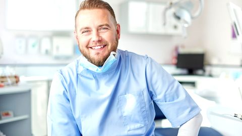 Zahnarzt: Zahnzusatzversicherung im Check