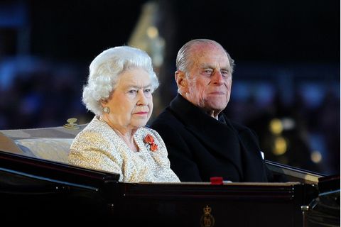 73 Jahre waren sie verheiratet: Königin Elizabeth II. und Prinz Philip 2012 bei einer Parade in London.