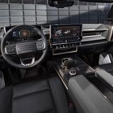 Auch in der Neuauflage der Marke wird der eckige Militärstil weiter gepflegt.