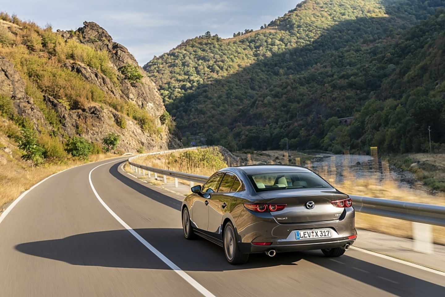 Mazda 3 e-Skyactiv X 2.0 M Hybrid